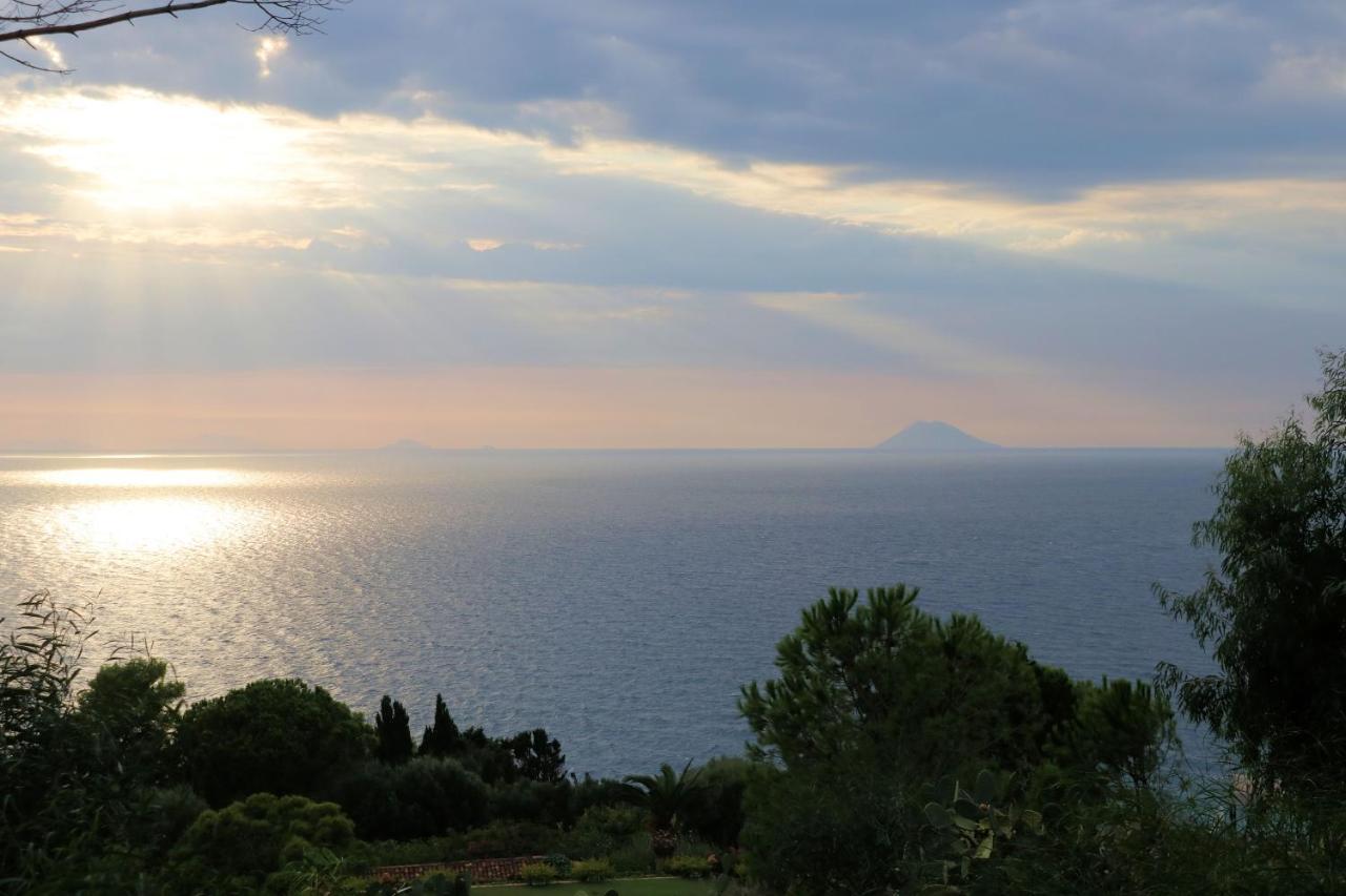 Case Di Berto Capo Vaticano Luaran gambar