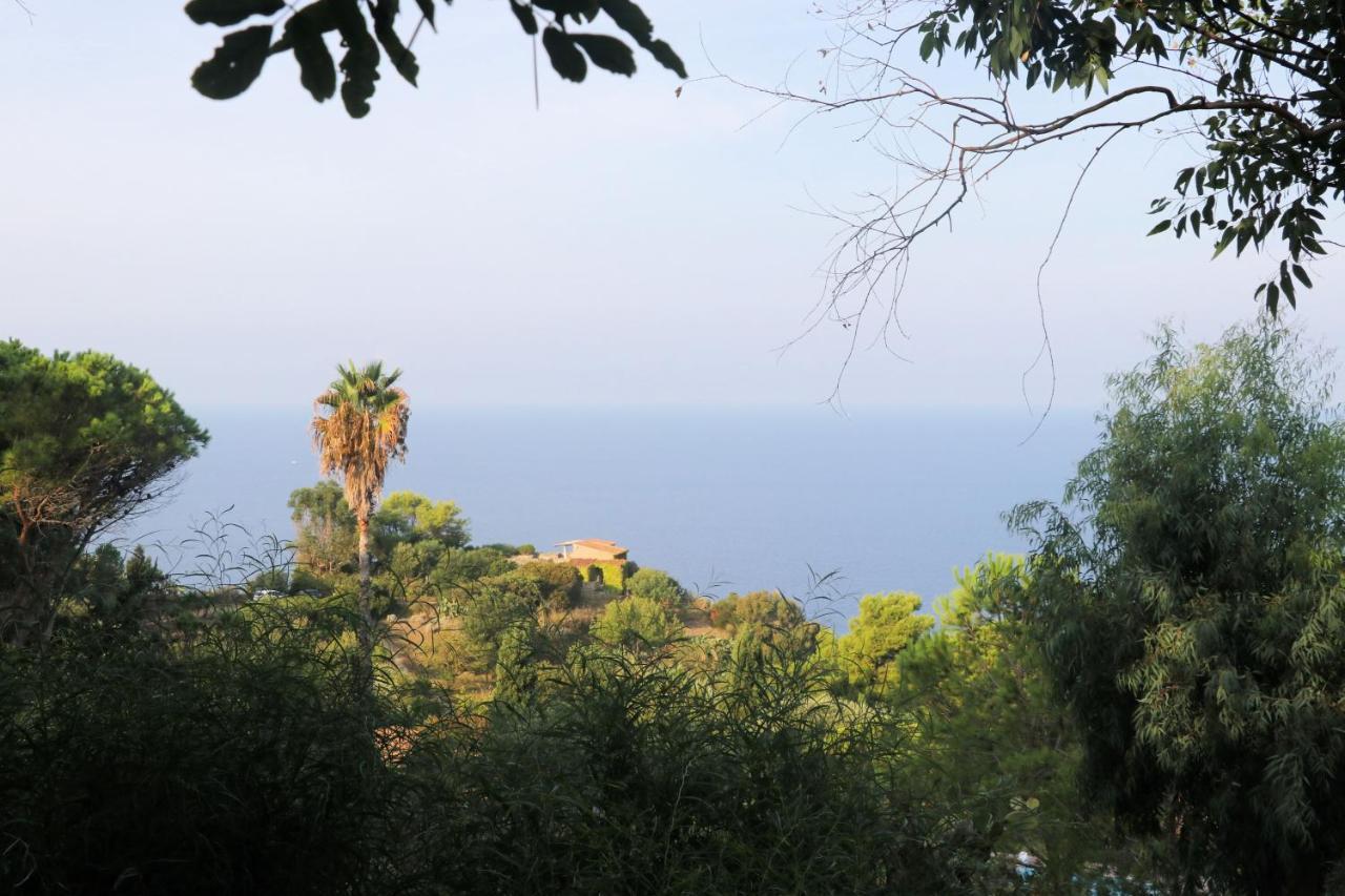 Case Di Berto Capo Vaticano Luaran gambar